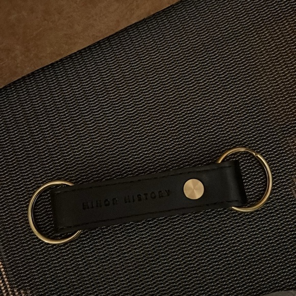 Minor History leather Valet keychain - Picture 4 of 4